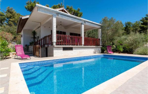 Lovely Home In Vela Luka